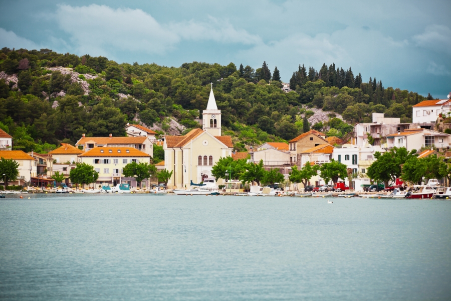 The Best Coastal Landscapes Around Zaton Bay