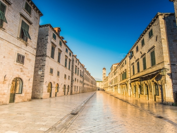 A Guide to Dubrovnik Streets With the Best Architecture